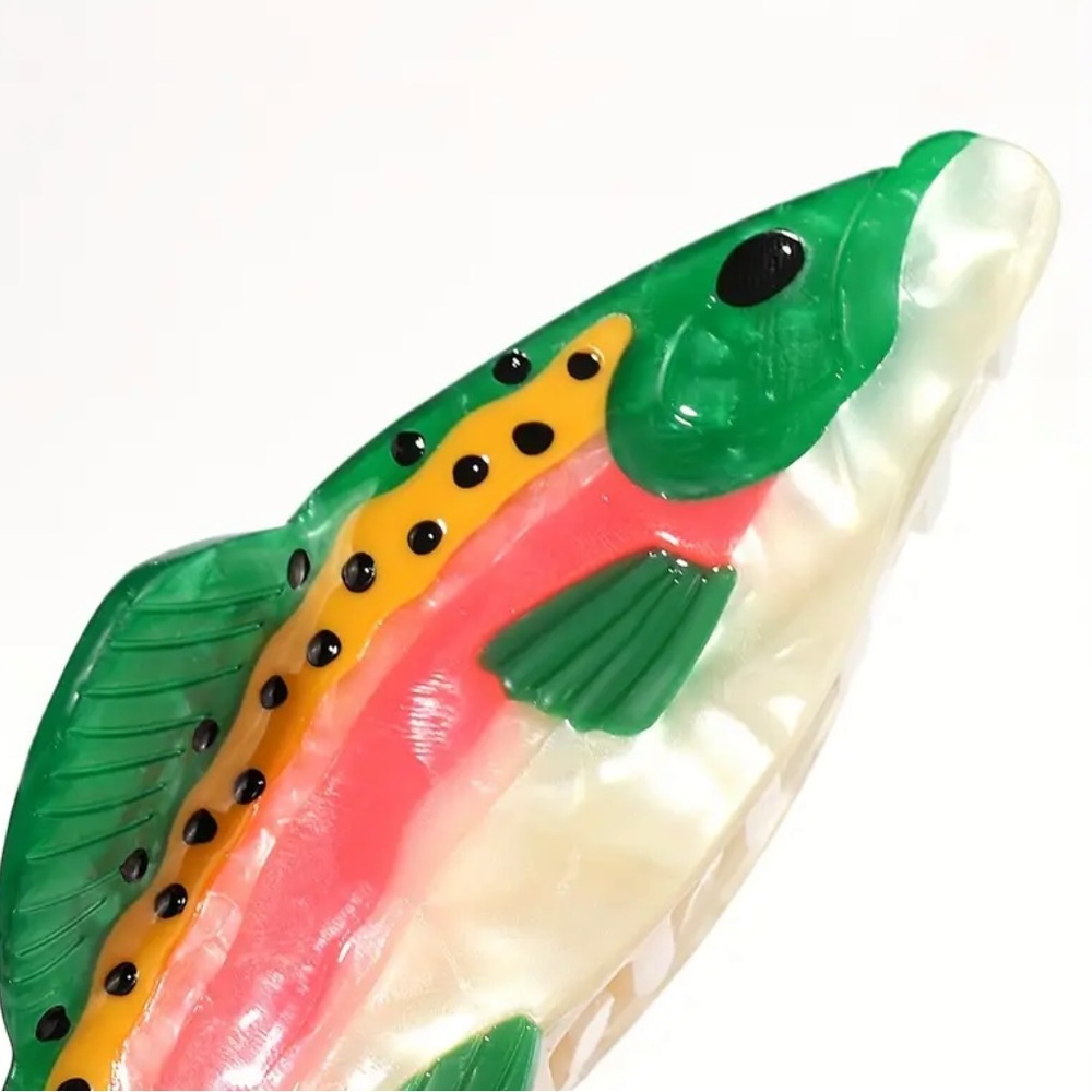 REVOLVE ❤️‍🔥 ACRYLIC NWT FISH CLIP - Picture 6 of 9